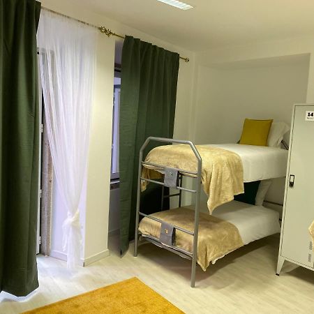 5 Senses Hostel Setubal Exterior photo