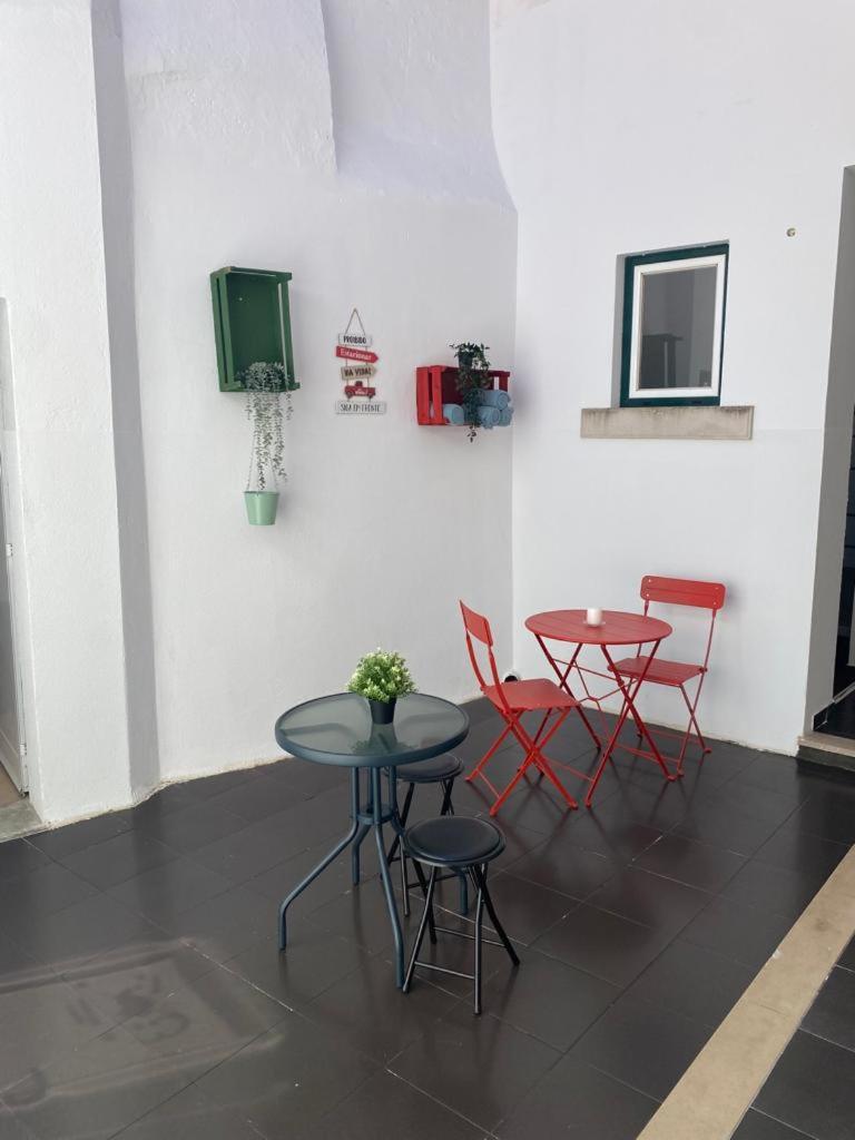 5 Senses Hostel Setubal Exterior photo